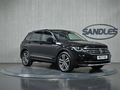 Used VW Tiguan Elegance 150 HP (110 kW) 2021 Black SUV