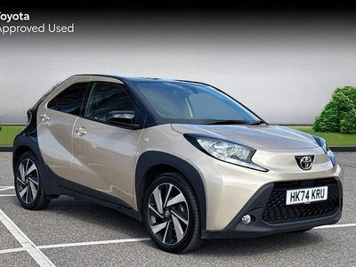 Used Toyota Aygo X 72 HP (52 kW) 2024 Beige SUV