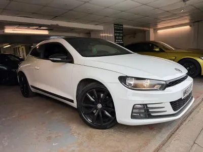Usado VW Scirocco Black Edition 180 CV (132 kW) 2016 Blanco Coupe