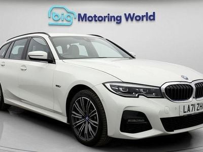 Used BMW 330e M Sport 292 HP (214 kW) 2022 White Estate