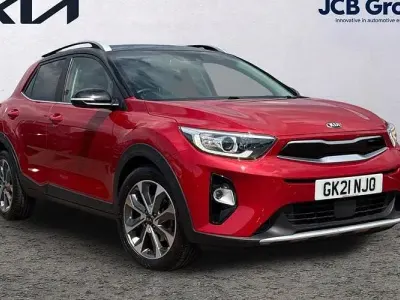 Usado Kia Stonic 120 CV (88 kW) 2020 Rojo SUV