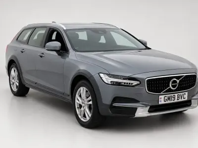 Used Volvo V90 CC 250 HP (183 kW) 2019 Grey Estate
