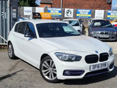 Used BMW 118 Sport Line 150 HP (110 kW) 2016 White Hatchback