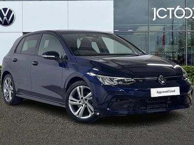 Second-hand VW Golf VIII R-line 150 CP (110 kW) 2023 Albastru Hatchback