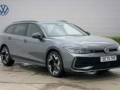 Used VW Passat R-line 272 HP (200 kW) 2025 Grey Estate