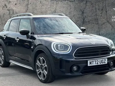 Używany Mini Cooper Countryman Exclusive 136 KM (100 kW) 2022 Czarny SUV