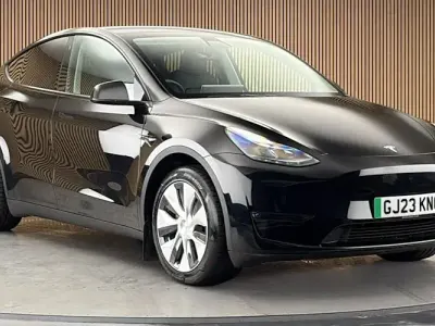 Used Tesla Model Y Long Range AWD 286 kW (389 HP) 2025 SUV