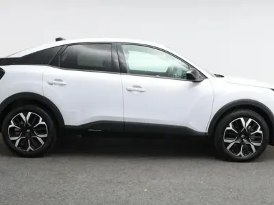 New Citroën C4 PureTech 127 HP (93 kW) 2026 White SUV