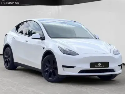 Used Tesla Model Y Long Range AWD 286 kW (389 HP) 2023 White SUV