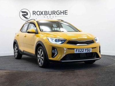 Used Kia Stonic 99 HP (72 kW) 2022 Yellow SUV