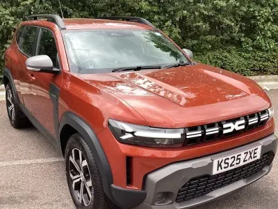 Used Dacia Duster Expression 131 HP (96 kW) 2025 Terracotta Estate