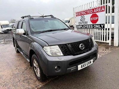 Grey Used 2011 Nissan Navara Tekna Pickup | £3,295 (Good price)