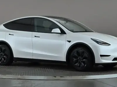 Used Tesla Model Y Long Range RWD 255 kW (347 HP) 2024 White SUV