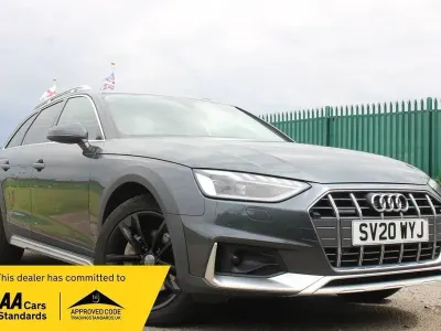 Usado Audi A4 Allroad Sport 190 HP (139 kW) 2020 Cinzento Carrinha