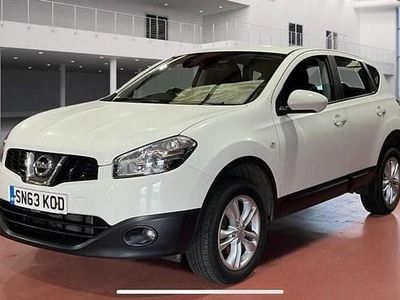 Used Nissan Qashqai Acenta 130 HP (95 kW) 2013 White SUV