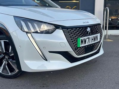 Used Peugeot e-208 GTi 100 kW (136 HP) 2021 White Hatchback