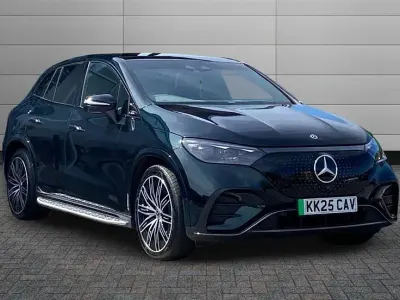 Käytetty Mercedes EQE500 AMG line 300 kW (408 HP) 2025 Vihreä Farmari