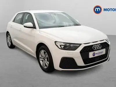 Used Audi A1 Sportback 95 HP (69 kW) 2023 White Hatchback