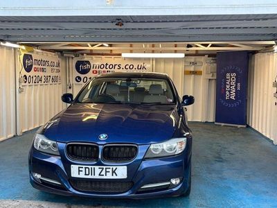 Blue Used 2011 BMW 318 Exclusive Sedan | £2,490 (Good price)