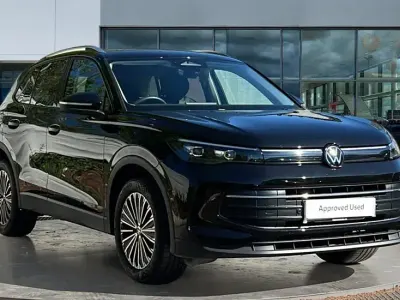 Usado VW Tiguan Match 150 HP (110 kW) 2025 Preto SUV