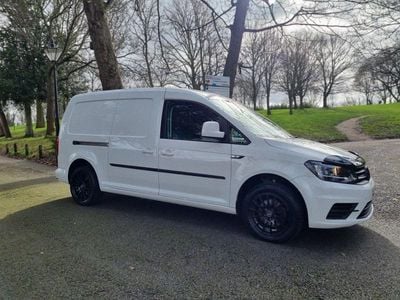 Used VW Caddy Maxi Trendline 102 HP (75 kW) 2016 White MPV