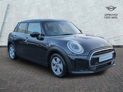 Black Used 2022 Mini Cooper Classic Hatchback | £17,475 (Fair price)