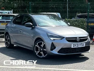 Begagnad Vauxhall Corsa SRi 100 HK (73 kW) 2021 Grå Halvkombi