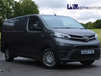 Used Toyota Proace 140 HP (102 kW) 2023 Grey MPV