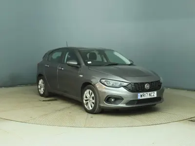 Used Fiat Tipo Easy Plus 120 HP (88 kW) 2017 Grey Hatchback