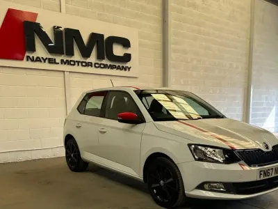 Usado Skoda Fabia 110 HP (80 kW) 2017 Branco Citadino