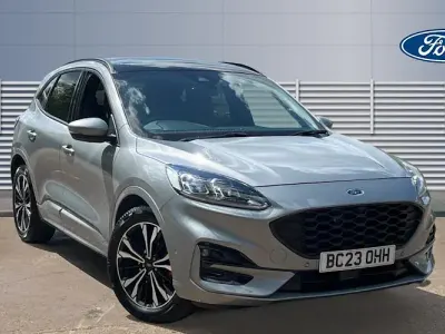 Używany Ford Kuga ST-Line X 150 KM (110 kW) 2023 Srebrny SUV