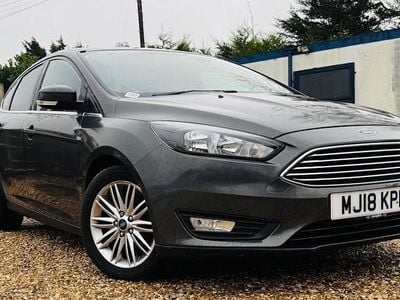 Used Ford Focus Zetec 125 HP (91 kW) 2017 Grey Hatchback