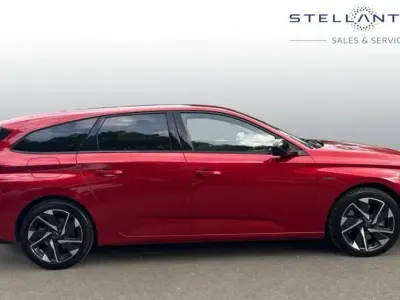 Second-hand Peugeot 308 SW Allure Premium 178 CP (130 kW) 2023 Roșu Break