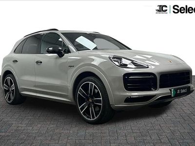 Used Porsche Cayenne Platinum Edition 456 HP (335 kW) 2022 Grey SUV