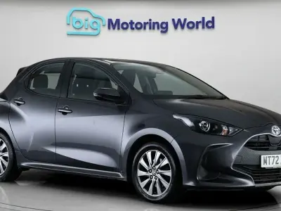 Begagnad Toyota Yaris Hybrid 116 HK (85 kW) 2026 Halvkombi