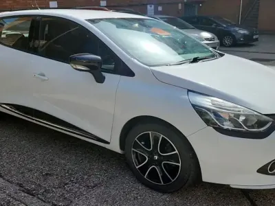 Used Renault Clio IV Dynamique 75 HP (55 kW) 2016 White Hatchback