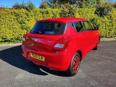 Second-hand Suzuki Swift SZ3 89 CP (65 kW) 2019 Roșu Hatchback