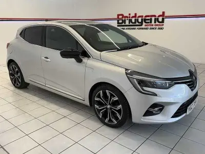 Used Renault Clio Techno 90 HP (66 kW) 2023 Silver Hatchback