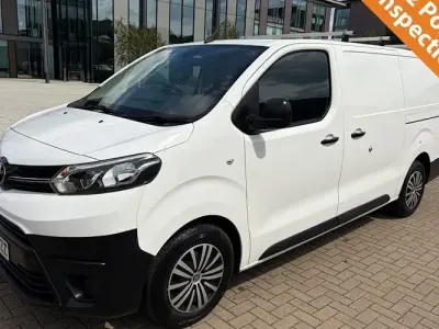 Used Toyota Proace 140 HP (102 kW) 2023 MPV