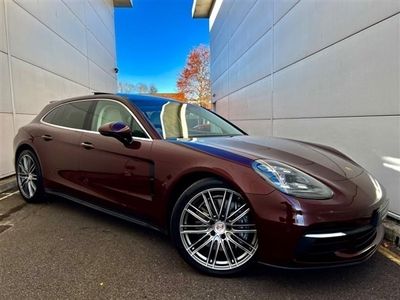 Porsche Panamera 4