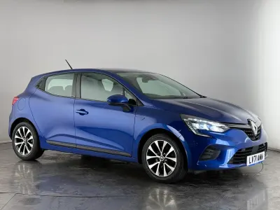 Used Renault Clio Iconic 2021 Blue Hatchback