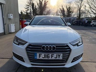 Begagnad Audi A4 Sport 150 HK (110 kW) 2016 Vit Sedan