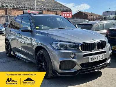 Begagnad BMW X5 M Sport 2017 Grå SUV