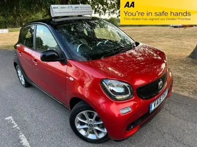Used Smart ForFour Passion 71 HP (52 kW) 2015 Red Hatchback