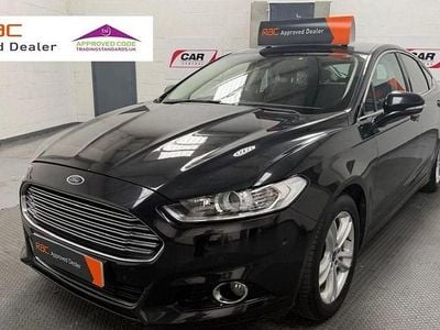 Begagnad Ford Mondeo Titanium 180 HK (132 kW) 2015 Svart Halvkombi