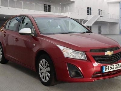 Used Chevrolet Cruze LS 2014 Red Hatchback