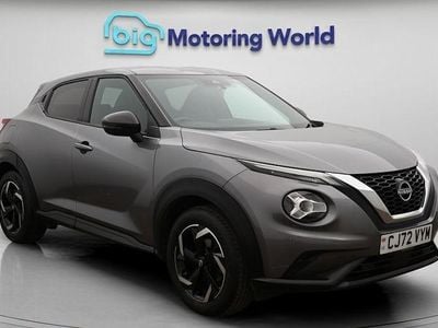 Used Nissan Juke N-Connecta 114 HP (83 kW) 2023 Grey SUV
