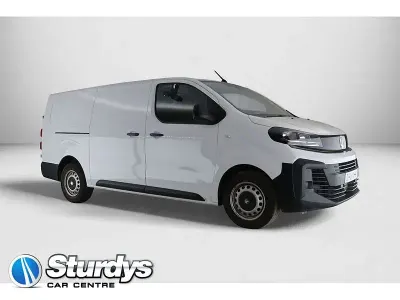 Used Vauxhall Vivaro 143 HP (105 kW) 2024 White MPV