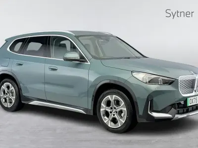 Begagnad BMW iX1 xLine 147 kW (201 HK) 2026 Grön SUV