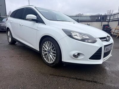 Used Ford Focus Zetec 115 HP (84 kW) 2012 White Estate